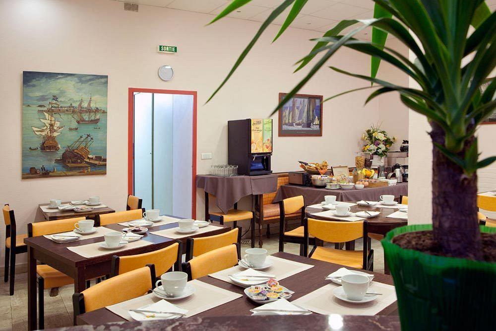Hotel Suzane 昂热 外观 照片